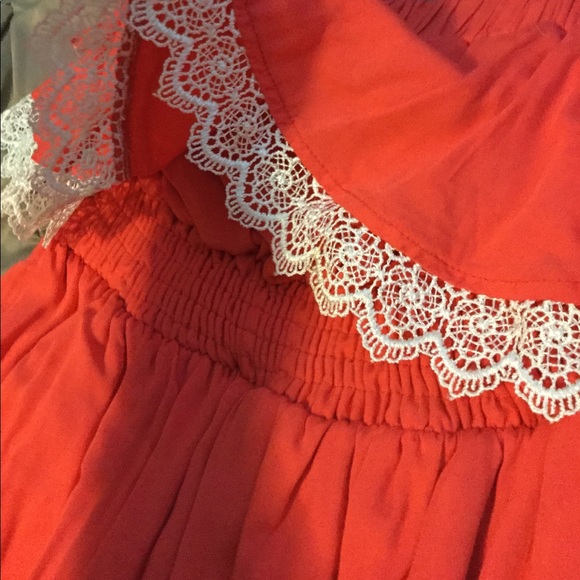 Coral tube top dress with white lace trim - Picture 2 of 4